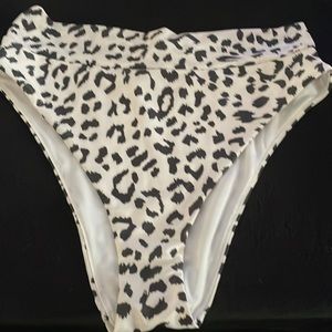 Aerie High Cut Cheeky XL bathing suit bottom. Black/off white animal print.